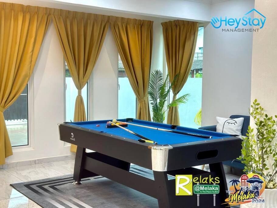 Vila Klebang 4B3B-21Pax Pooltable Karaok Jaccuzi Townarea Klebang Besar Exteriér fotografie