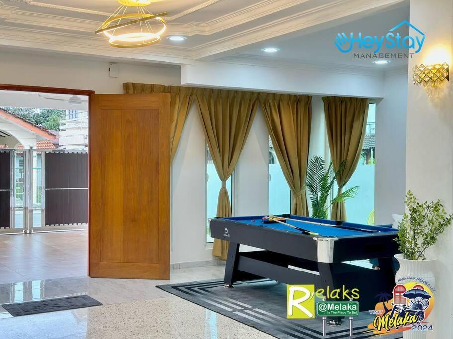 Vila Klebang 4B3B-21Pax Pooltable Karaok Jaccuzi Townarea Klebang Besar Exteriér fotografie